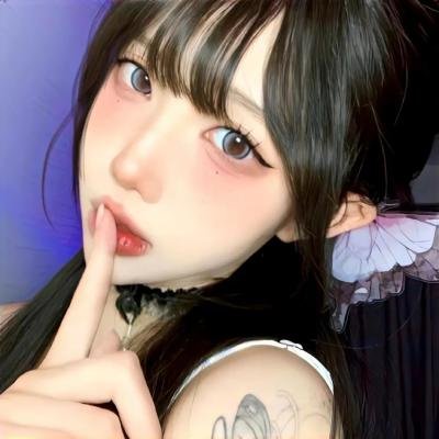 康妮与她的同伴